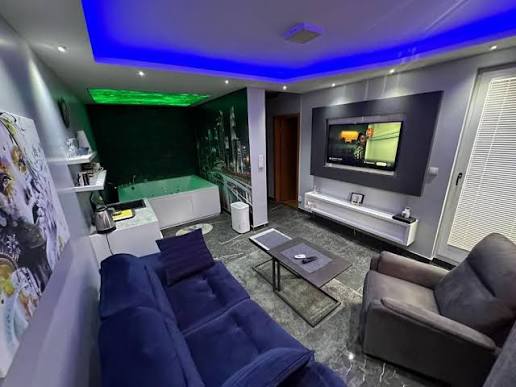VVIP Room
